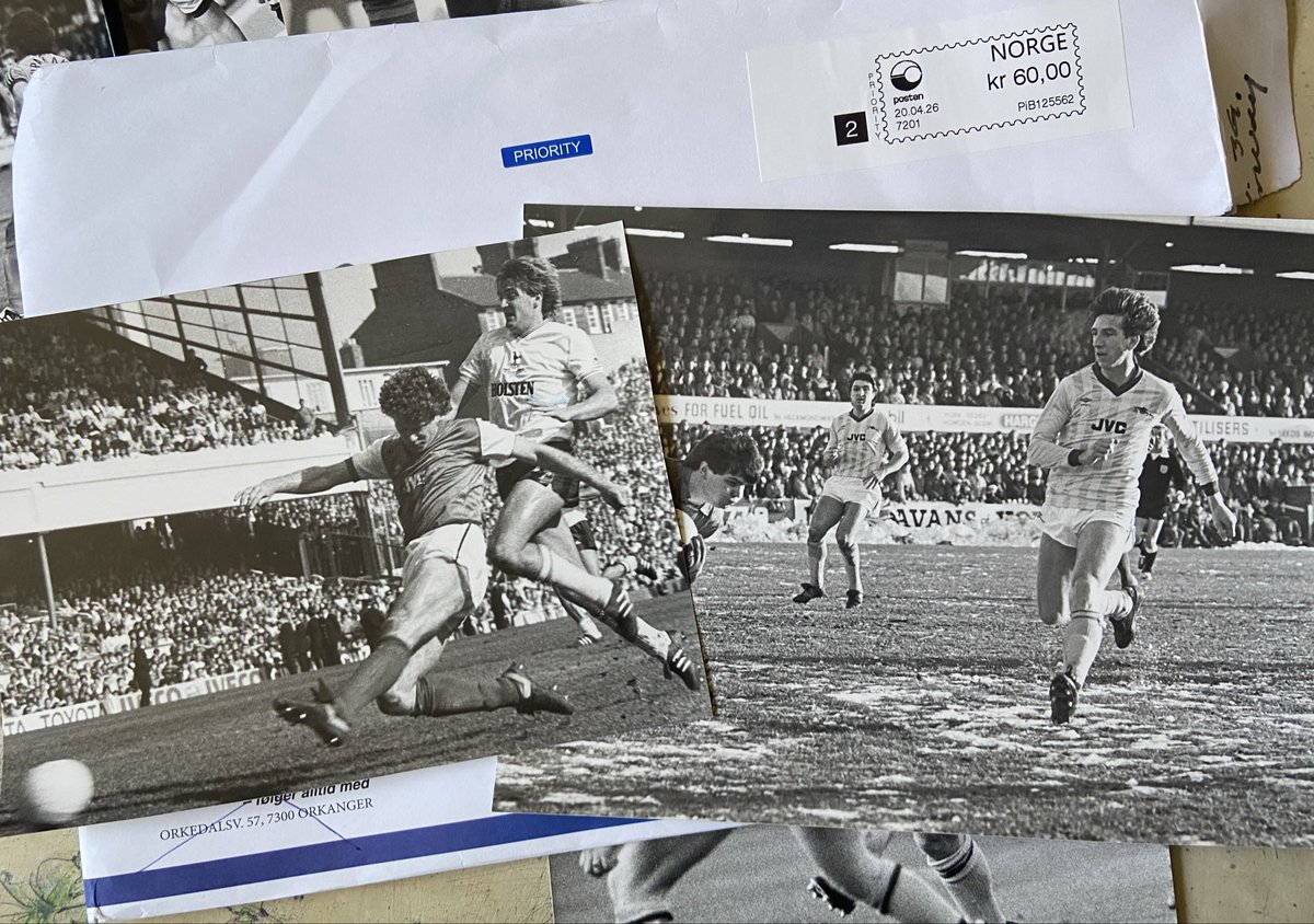 🔴⚪️Gary Jones💥💨 tweet media