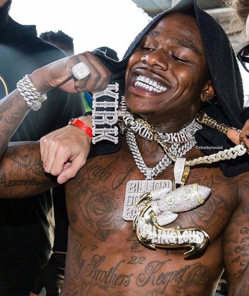 𝘾𝙈 tweet media