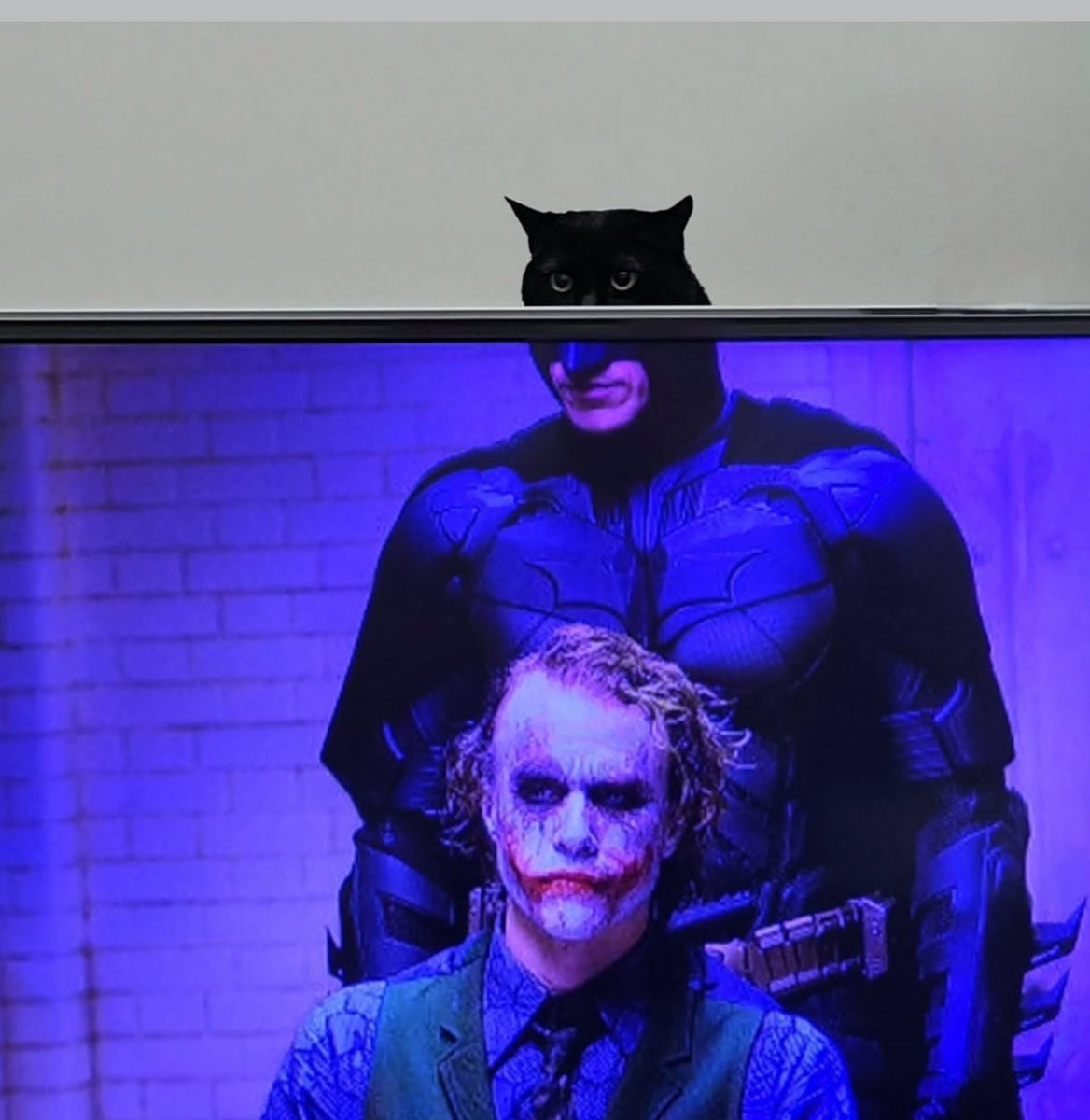Batman tweet media