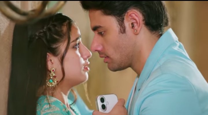 parica.fam tweet media