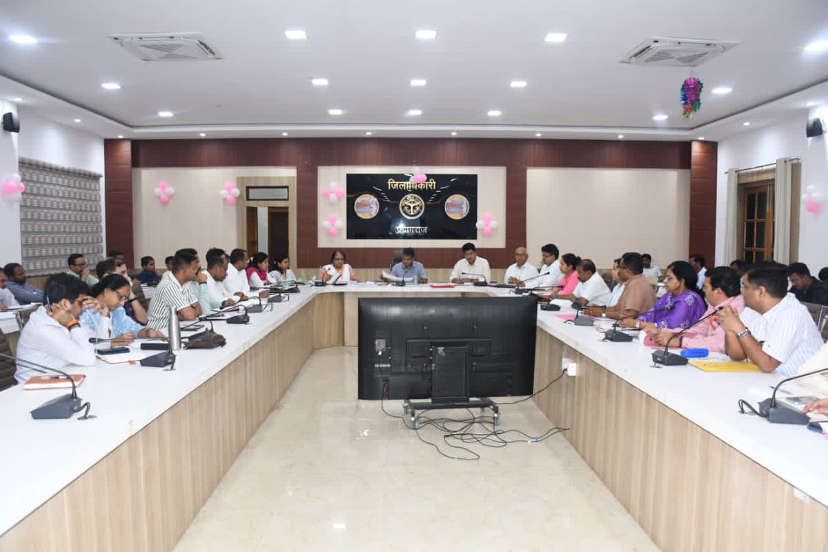 DM Prayagraj tweet media