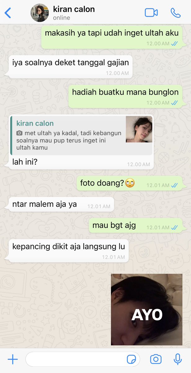 merayakan ultah si kadal (yang agak telat)