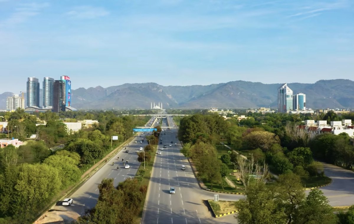 umarkhaayyam's tweet image. A beautiful peace maker city….. Islamabad ❤️❤️❤️            
#islamabadtalks 
#peacemaker
 #پاکستان_کی_اونچی_اڑان