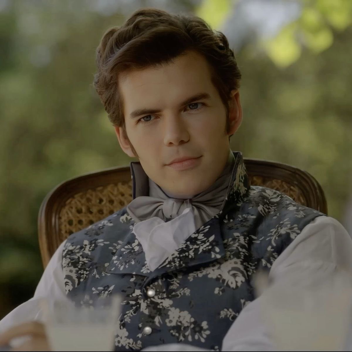 ale୨𝑒 tweet media