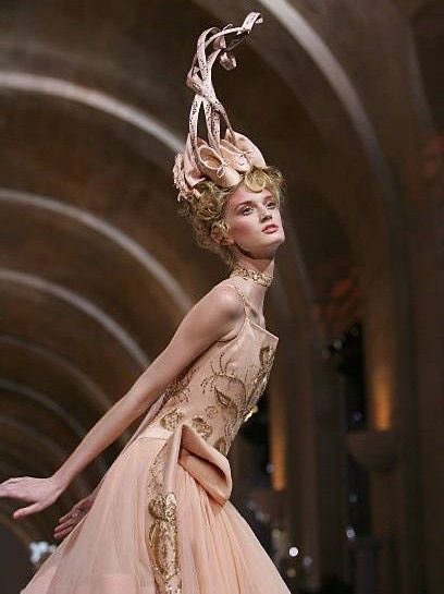 PinkRunwayDiary tweet media