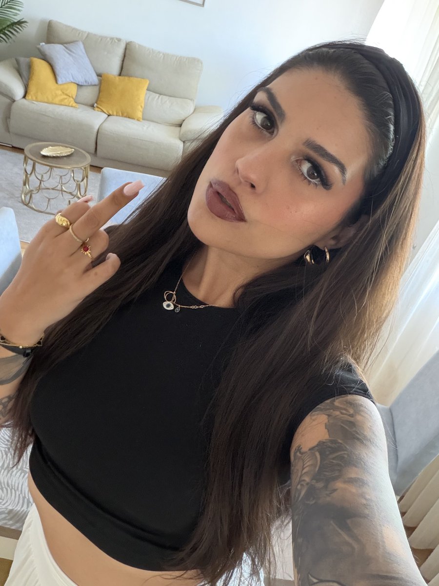 Princess Ava Stone tweet media