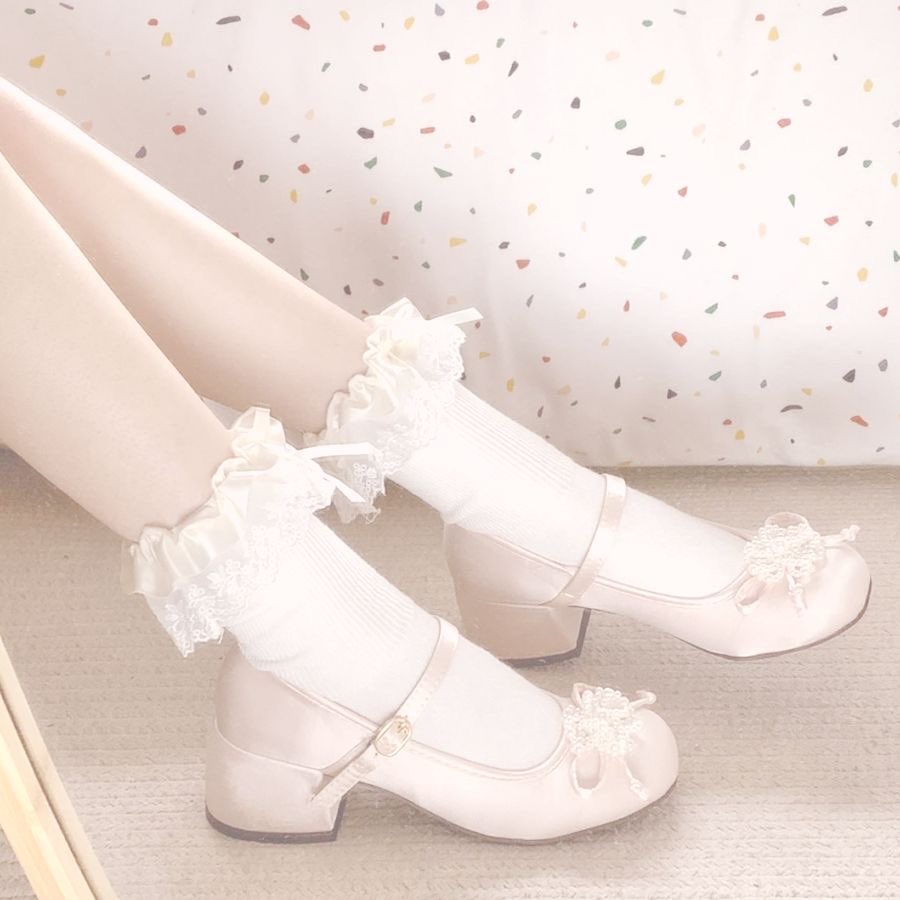 dolly 🍒 tweet media