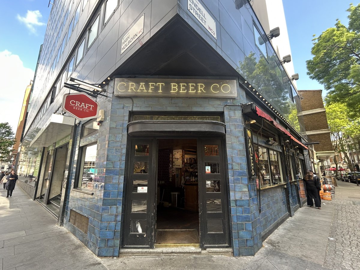 NLondonCAMRA's tweet photo. Craft Beer Co. Covent Garden. Four real ciders on handpumps plus two  ciders in tap area, one Crafty Apple is on CAMRA’s list. Enjoyed Hogan’s French Revelation cider. 🍏 Photo (Burrow Hill still cider, Tricky Wizard, Oliver’s five cider) from previous visit. #realcider 🎉 https://t.co/feQzQedUYU