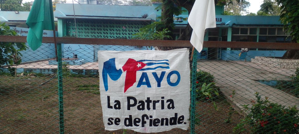 En defensa de la revolución por lo que representa la Patria para todos los cubanos dignos.¡¡¡¡ Viva la Patria!!!! Todos el 1ro de mayo
#LaPatriaSeDefiende
#CubaVencera
#EducaciónGranma 
#EducaciónRíoCauto 
#RíoCauto