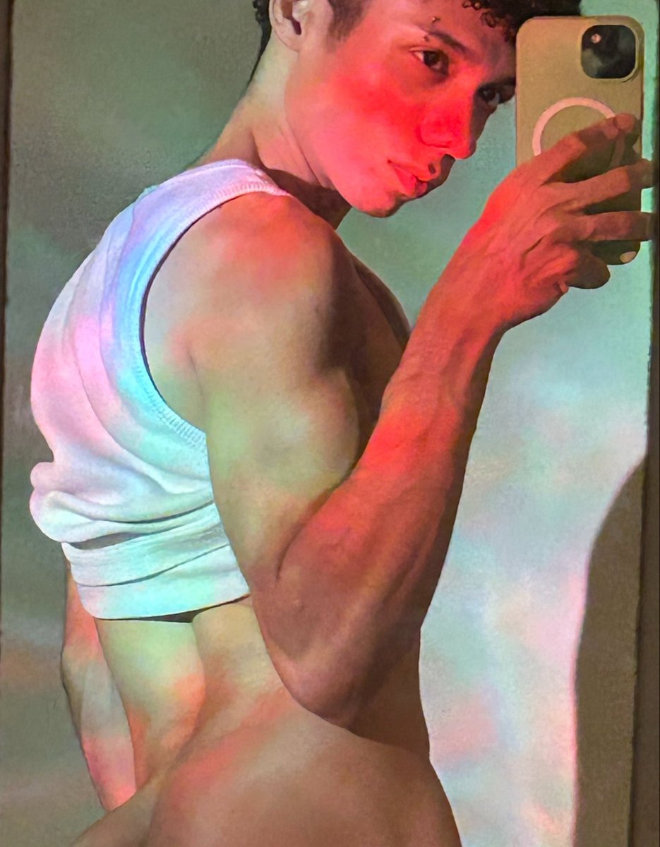 erick ♰ tweet media