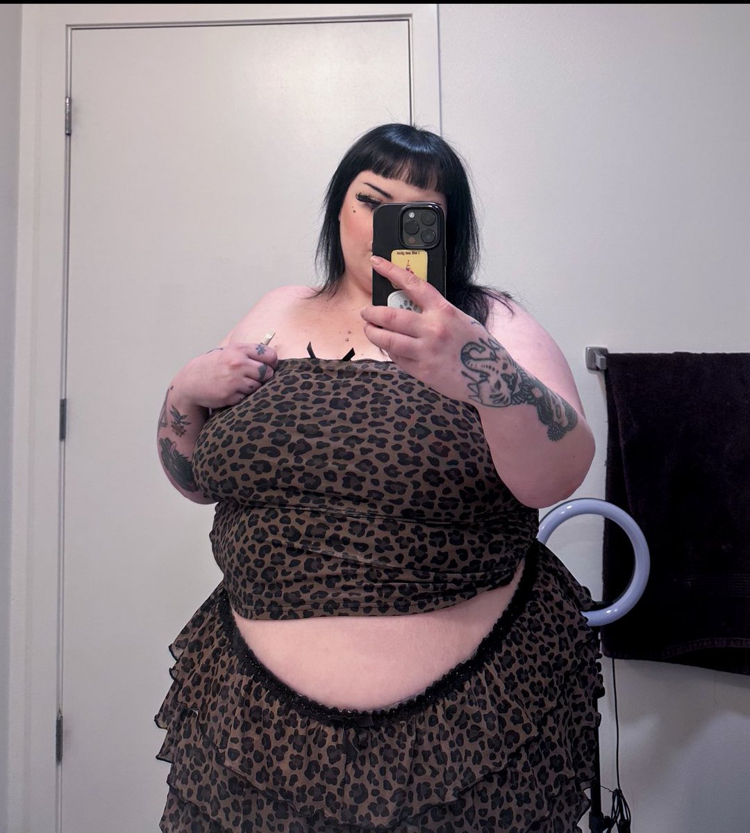 𝖈𝖍𝖊𝖗𝖗𝖞 ⛓️ tweet media