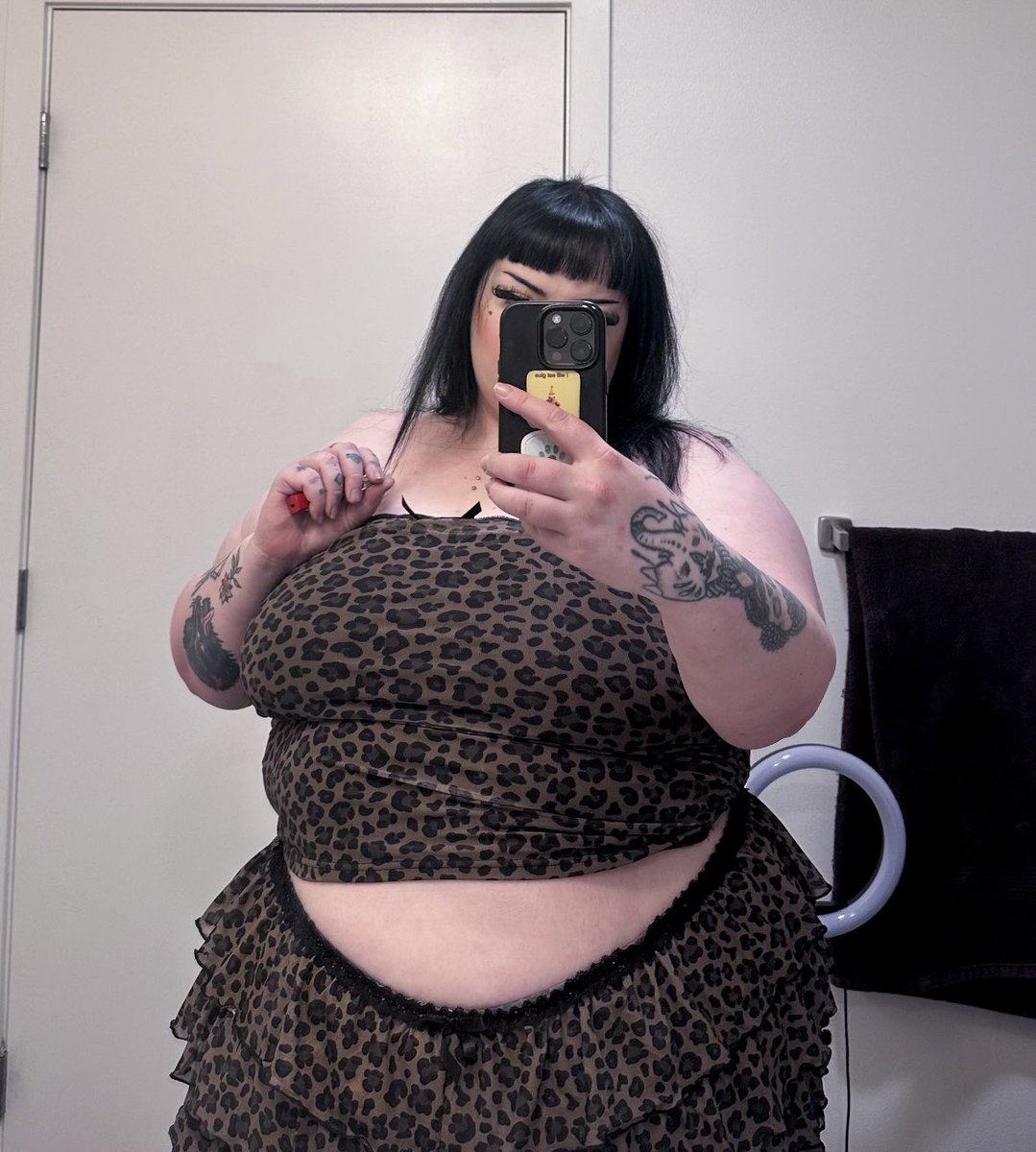 𝖈𝖍𝖊𝖗𝖗𝖞 ⛓️ tweet media