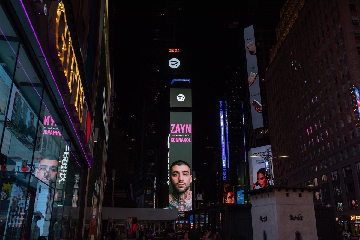 ZAYN HQ tweet media