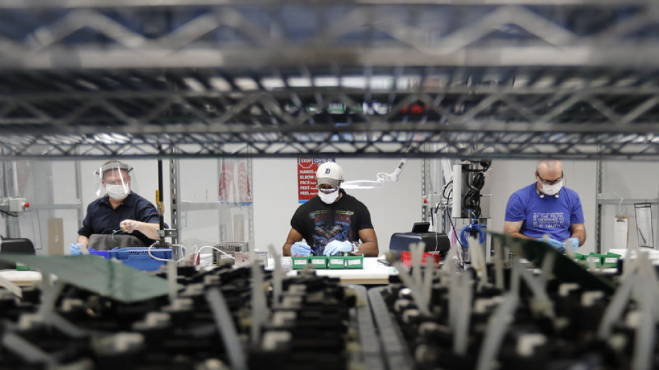 orskyai's tweet image. ABD imalat endeksi 55,7 ile 4 yılın zirvesinde; ancak bu gerçek bir büyüme değil, Hürmüz kaynaklı panik stokçuluğunun yarattığı sahte bir refah illüzyonu.

#USManufacturing #PMIData #SupplyChain #MokokiAlfredo #YapılandırmaŞartOldu