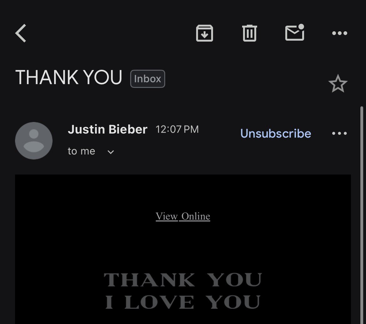 my very close personal friend justin bieber just said that he loves me