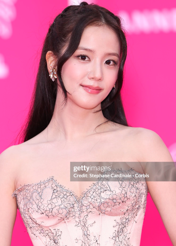 About Music tweet media