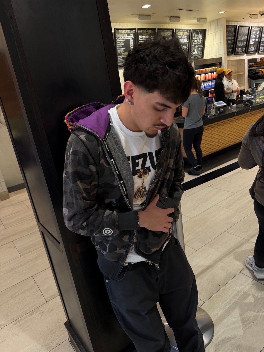 Vvsisaiahvert1600 tweet media