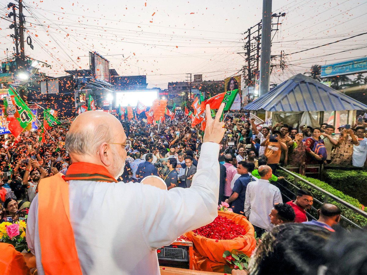 knews_odisha's tweet photo. Amit Shah shares sunset video, says "sun of TMC's corruption, hooliganism has set" as Bengal Phase I polling ends
#AmitShah #TMC #BJP #WestBengalPolls #SunsetVideo #corruption #hooliganism https://t.co/SfWUoXjWgZ