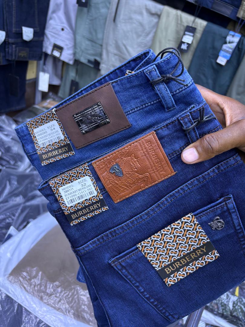 HAPPNES MLAY tweet media