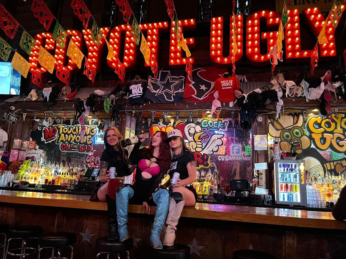 Thirsty Thursday at Coyote Ugly San Antonio!!!! 🍻 Drink specials, wild vibes, and dancing on the bar!!! 💃

coyoteuglysaloon.com/sanantonio/ 

#coyoteuglysanantonio #coyoteuglytexas #coyoteugly #coyoteuglysaloon