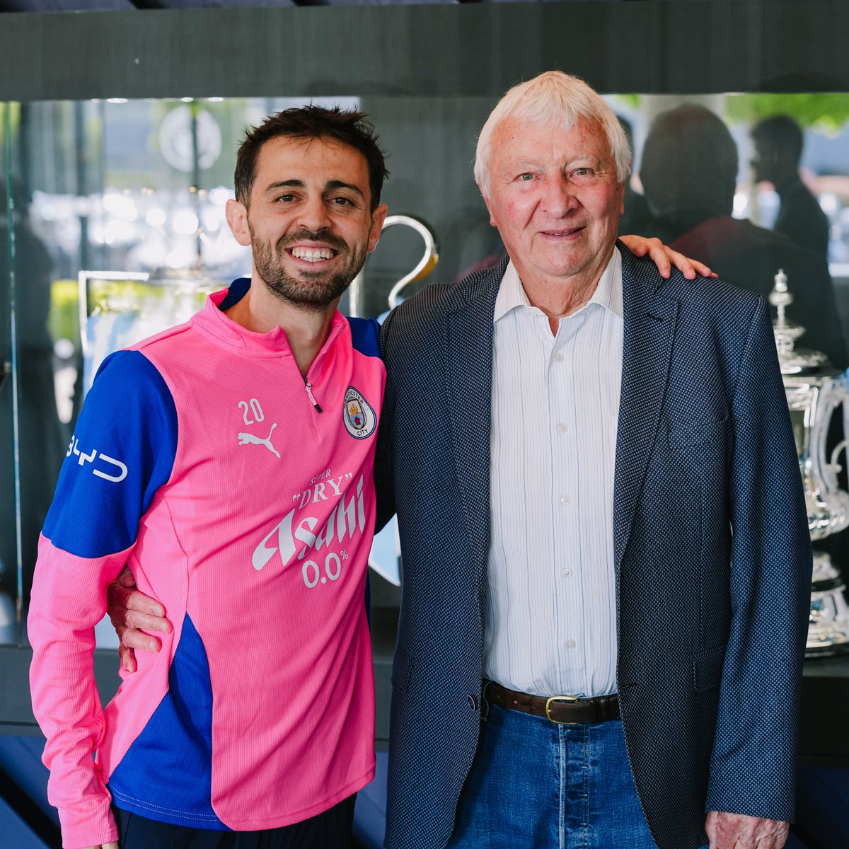 Manchester City tweet media