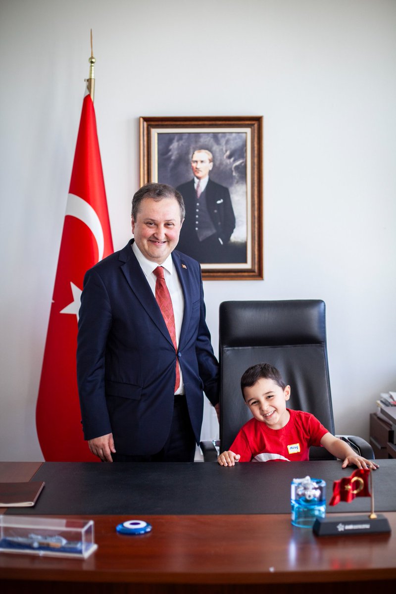 Türkiye in Amsterdam tweet media