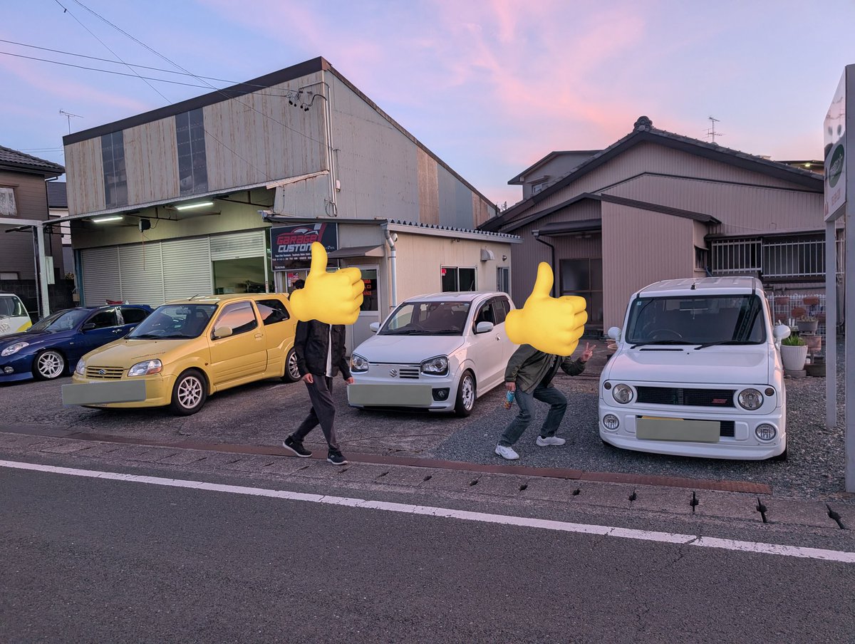 Yamatin_fugu's tweet photo. 【買っちゃった】
ラパンSS 5MT納車されました✌️😁✌️
通勤快速号です！クソ楽しい！！！

ちなみに22万キロなんだけどなぜかボンネットの中が水色に塗られてます。見た感じライズの純正色...？ぽいけど前オーナーさんとか知ってる方いないかな🤔 https://t.co/pFXD3i8iRi