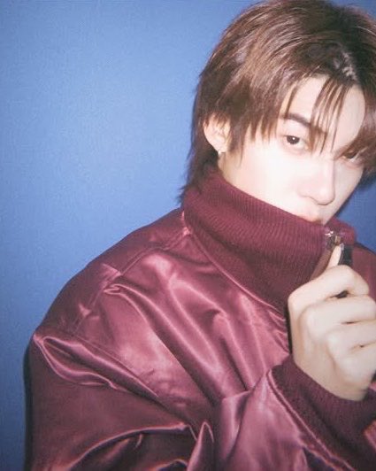 ɴᴀᴠʏ tweet media