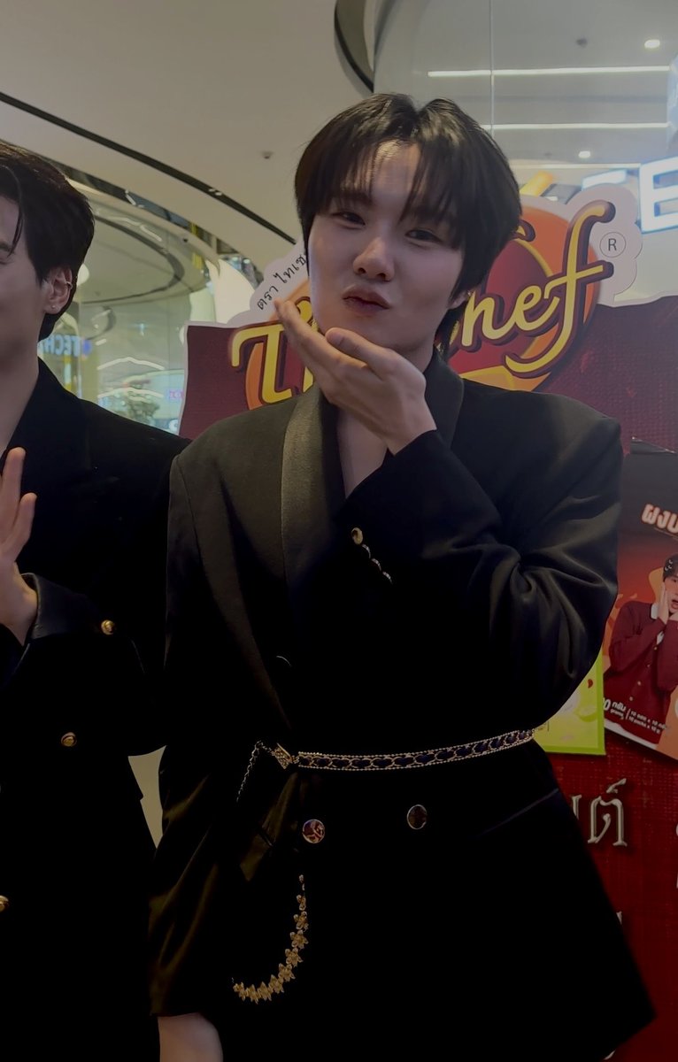 모카 tweet media