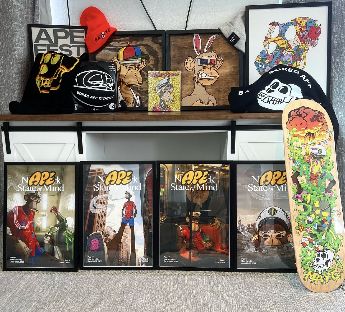 LadyApe🍌🎀 🦍 tweet media