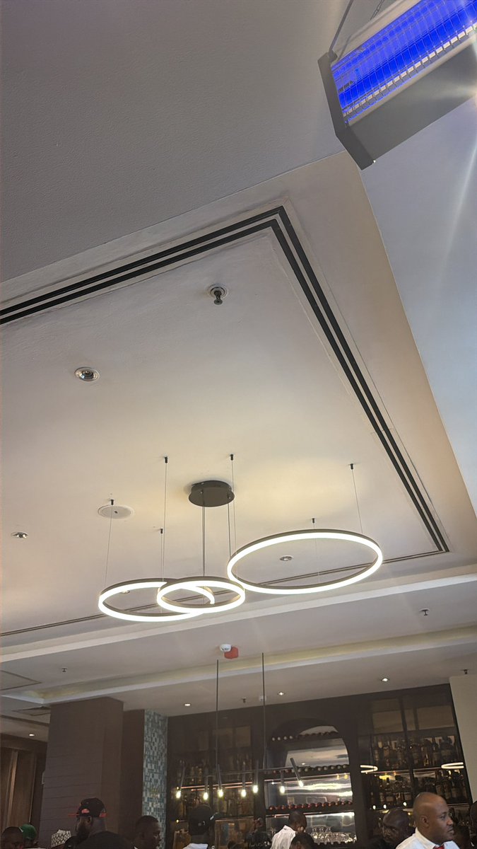 MR DARKMSKING tweet media