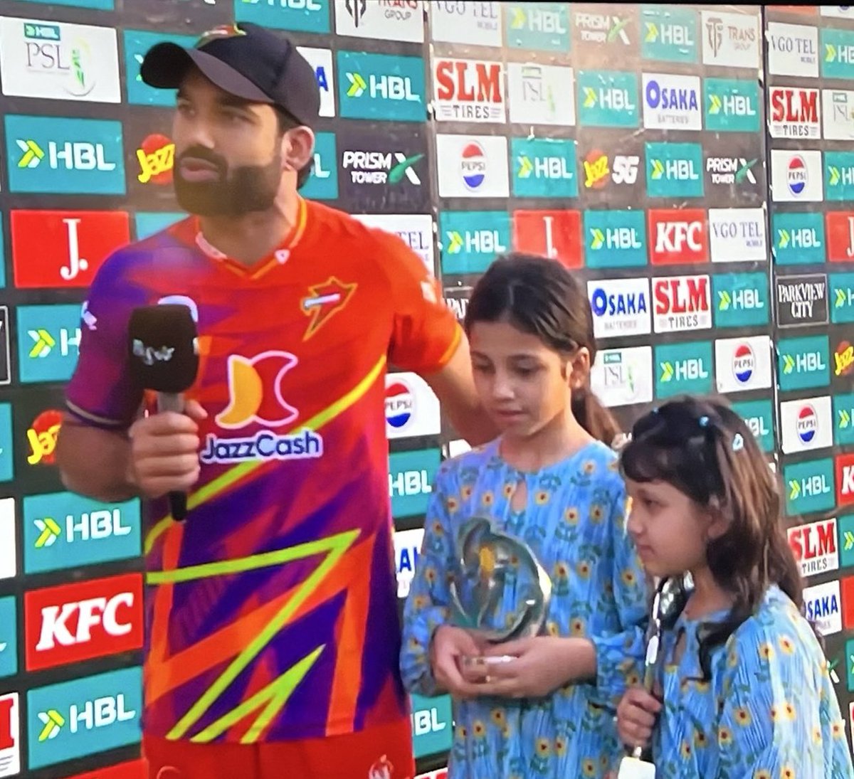 nida.🍉 tweet media