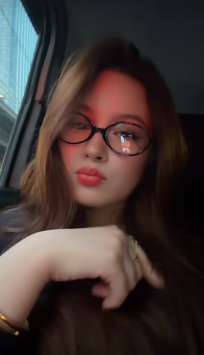 mj ✮⋆˙ tweet media