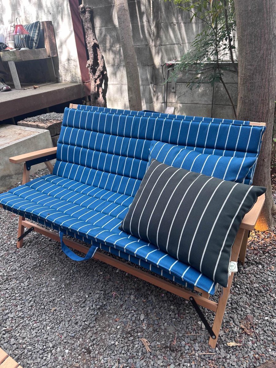 fashionsnap's tweet photo. 【明日】HAYがジャスパー・モリソンとのコラボコレクション発売。「日常の延長にあるアウトドア」を提案する。 https://t.co/1l5xm2WbTN