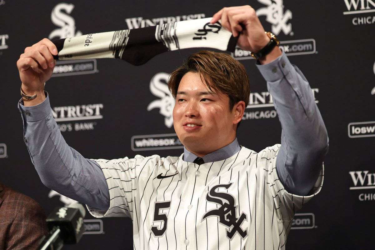 ChiSoxFanMike's tweet photo. Munetaka Murakami’s ranks among all MLB hitters this season:

Home runs: 2nd
SLG %: 3rd
OPS: 3rd
OPS+: 3rd
wRC+: 4th
Walks: 4th
RBI: Tied for 10th
Runs: Tied for 11th https://t.co/zC7dkG8Dgc