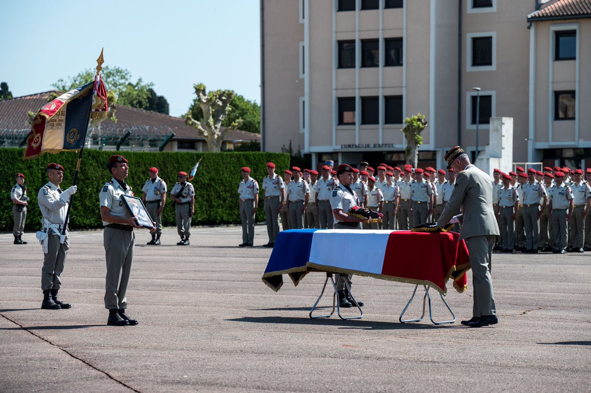 Chef d'état-major de l'armée de Terre tweet media