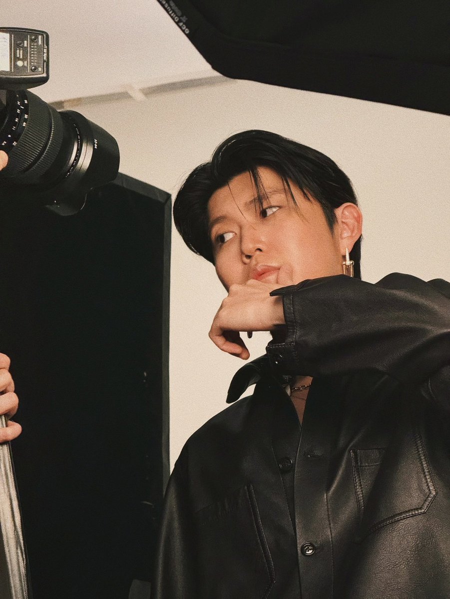 あかり tweet media