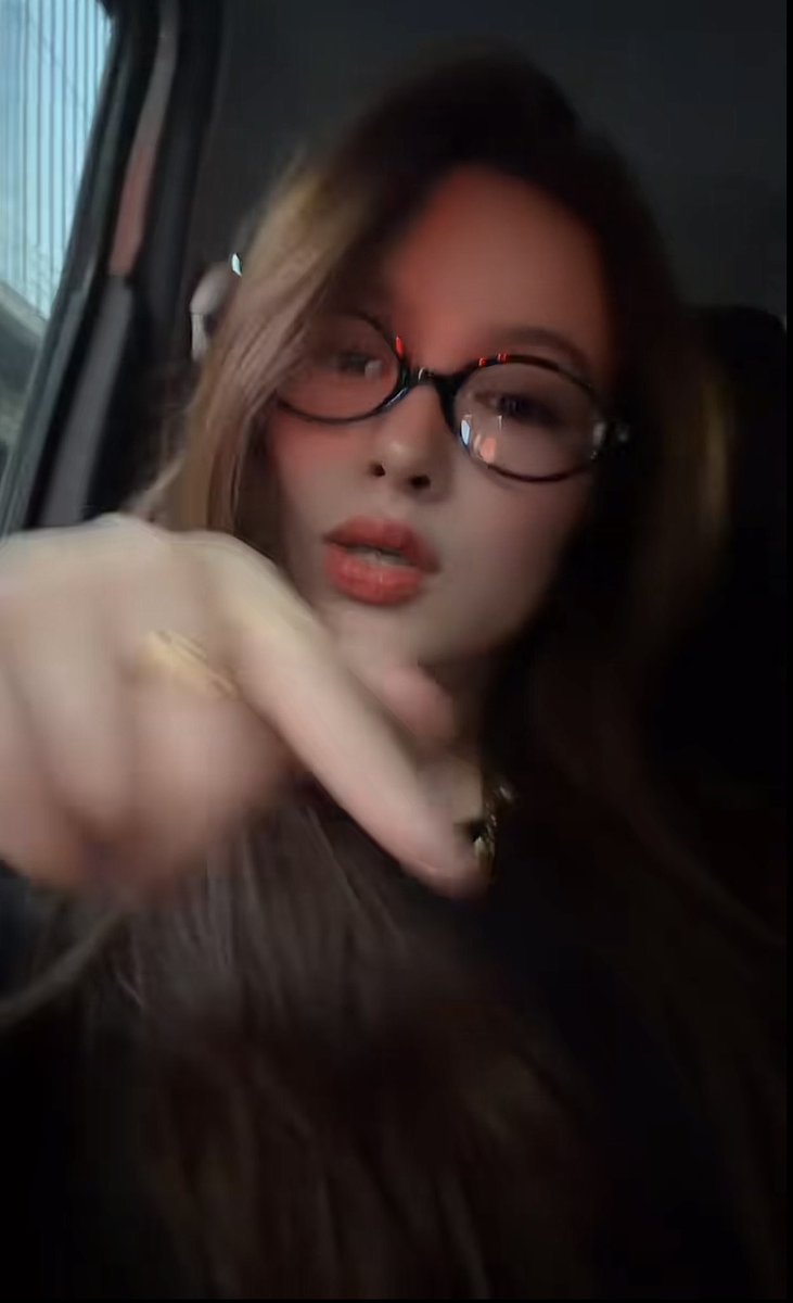 Grabe miss maem?! Sofer poganda talaga malala 😭
Let’s engage properly, tapusin yung vid, wag mag-spam kasi isa rin ’yon sa dahilan kung bakit na-sha-shadowbanned yung account niya 
🔗: vt.tiktok.com/ZS9NQRmhX/

#KrystalMejes | <a href="/krystamejesz/">Krystal Mejes</a>