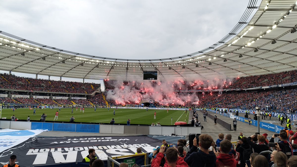 Winston Smith tweet media