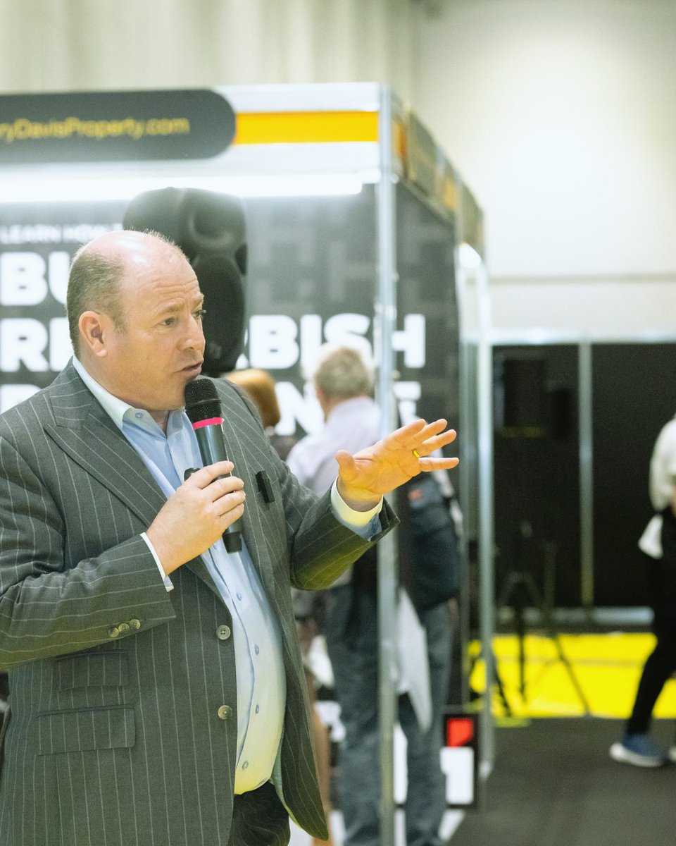 Investor_Show's tweet photo. The doors opened and the place was already packed.

Two days. Nonstop floor traffic. Every seminar full. Every conversation worth having.

The Property Investor Show didn't disappoint - the UK property community came out in force this weekend. https://t.co/snHLNOaKuu