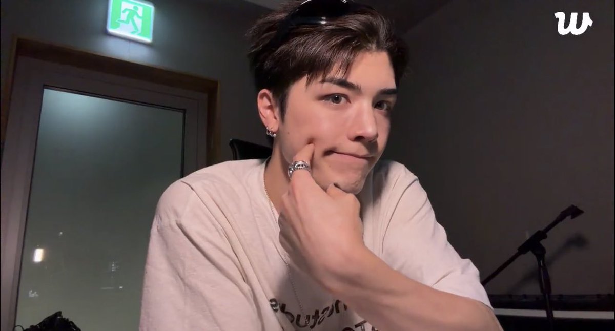 hope he knows I absolutely adore his dimples 🥹