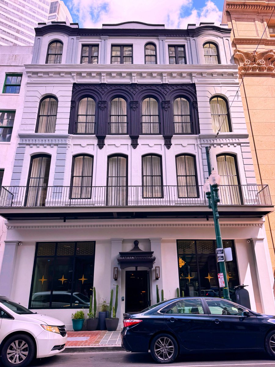 DavidMora's tweet photo. Took a tour of The Monarch (St. Charles Avenue’s newest boutique hotel) yesterday. It’s a beautiful spot that is sure to be popular with locals and visitors! ✨💙 https://t.co/koC5j4ab7I