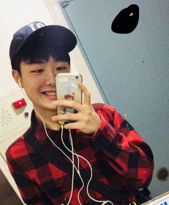 언저리보이 tweet media