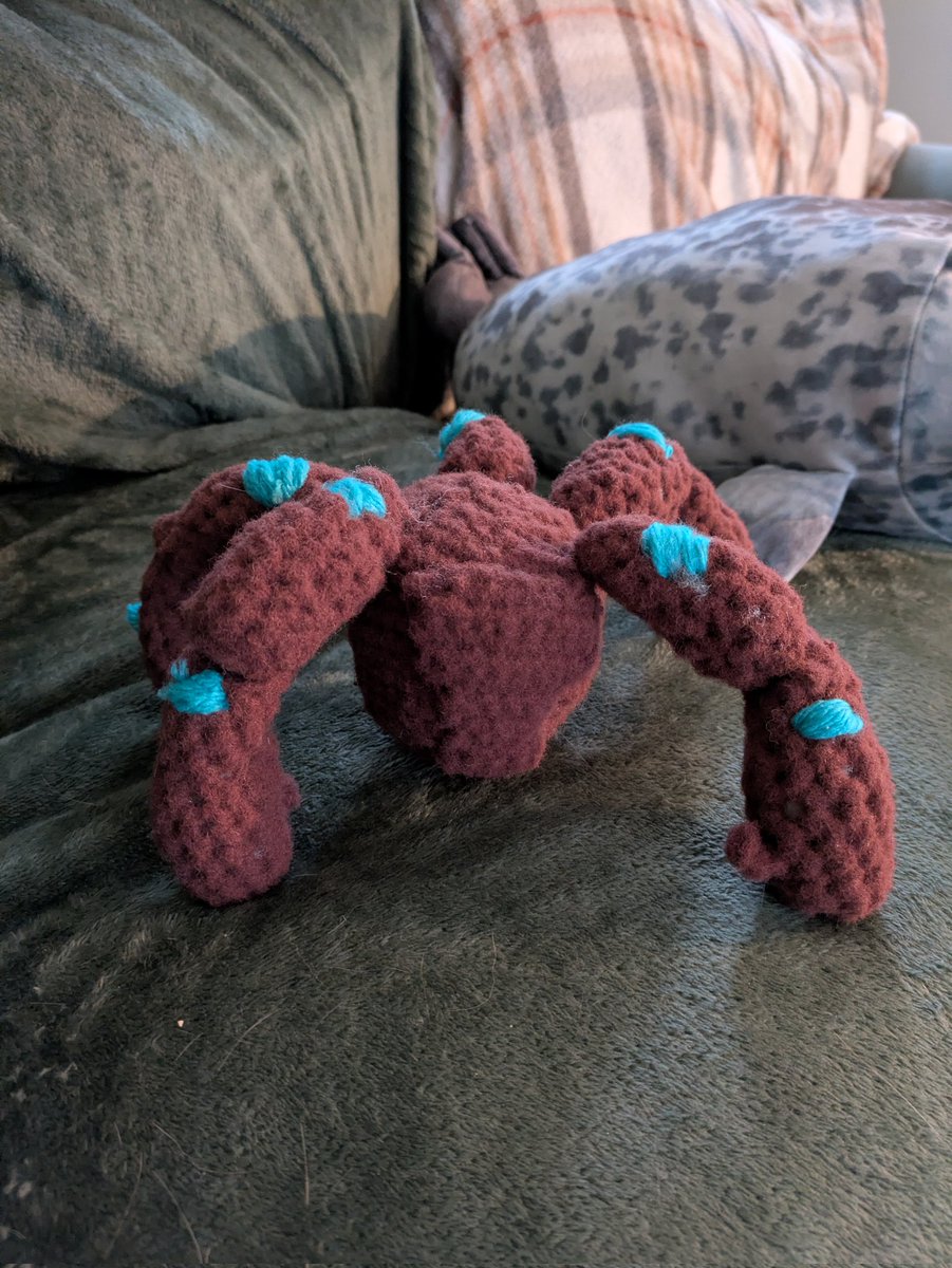 peridopp's tweet photo. Where my bedroom? 🎵🎶🎵🎶 #phm #projecthailmary #crochet https://t.co/pHgMEbuaoF