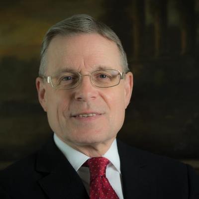 TRETalkRadio's tweet image. On @radiohannah's TRE in the Afternoon from 16.00CET - @RFitzwilliams reviews movies #TheStranger (director Francois Ozon Benjamin Voisin) and 'In the Land of Saints and Sinners' Liam Neeson + Kerry Condon. Then its #Men Talk with Andres Gallardo, Mark Wilkins and Ben Kavanagh