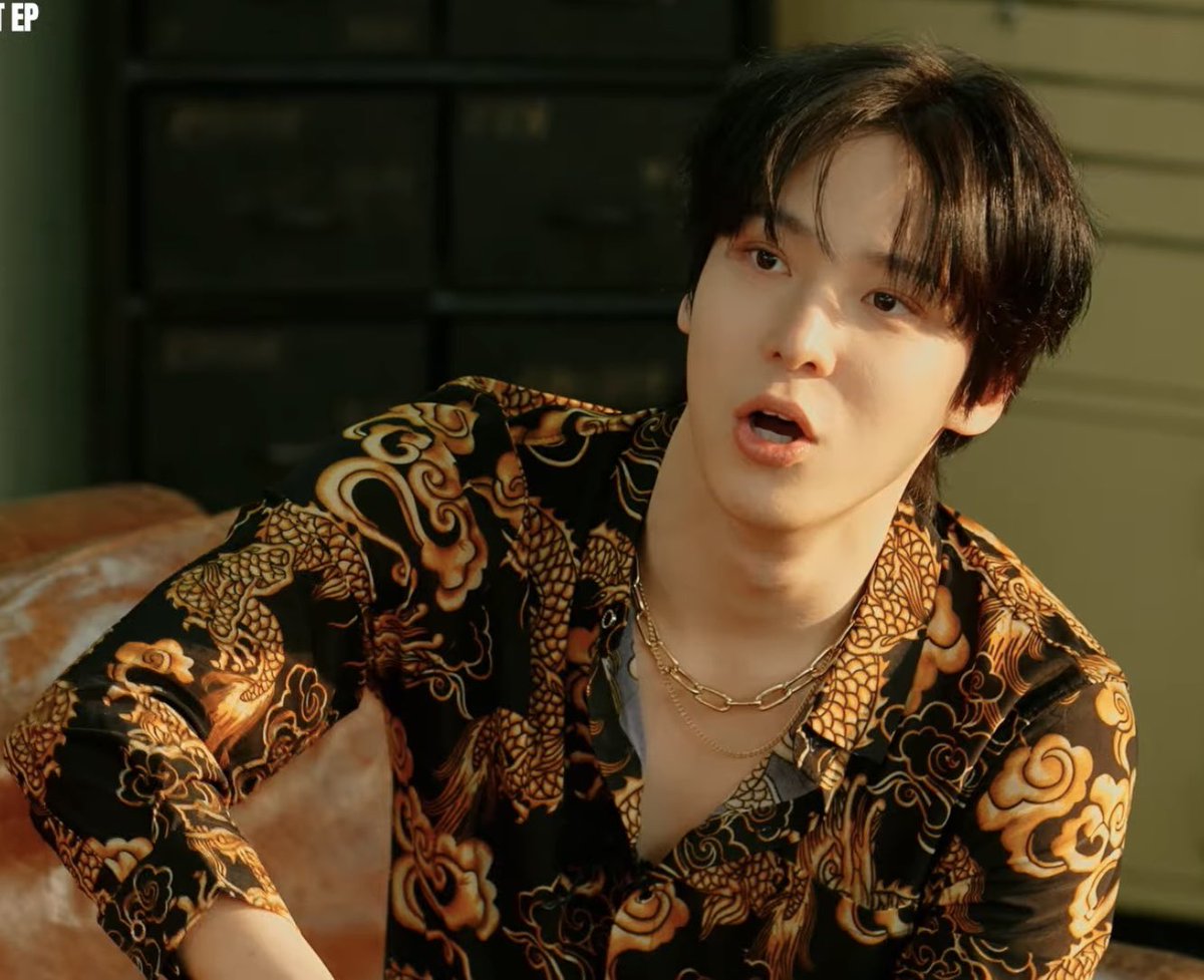 衝撃的に似合わない