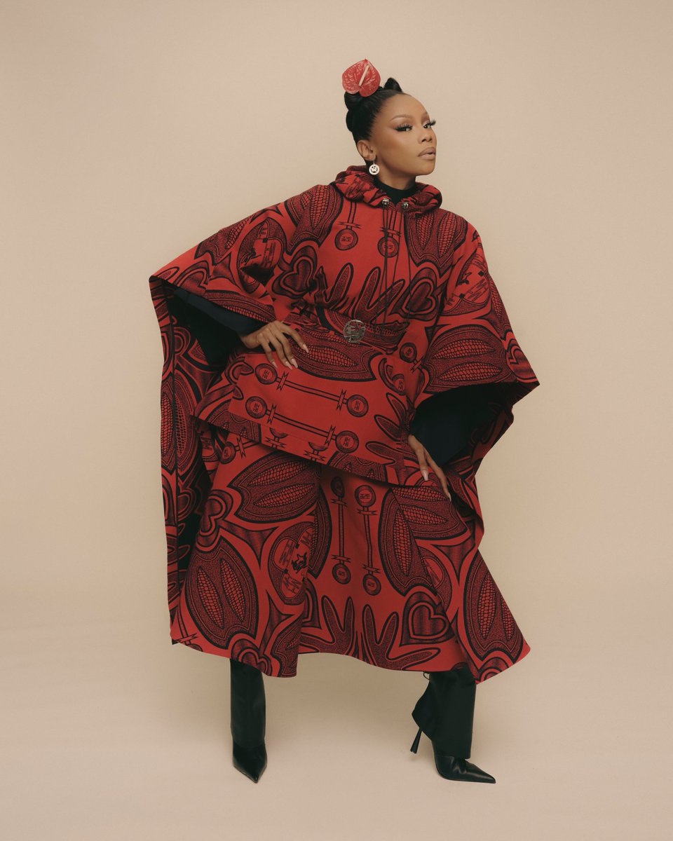 Musa_Khawula's tweet photo. Bonang Matheba x Thebe Magugu. https://t.co/HyB41tr3Zs