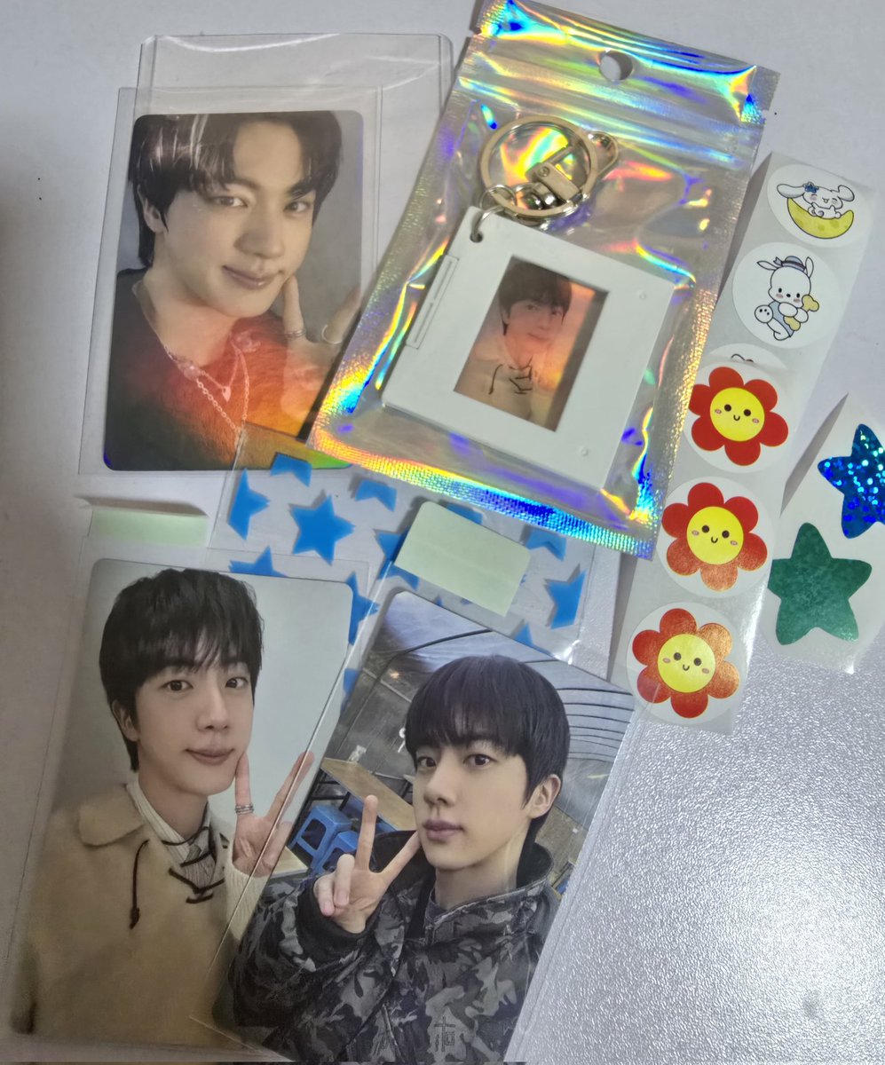 boo_jin tweet media