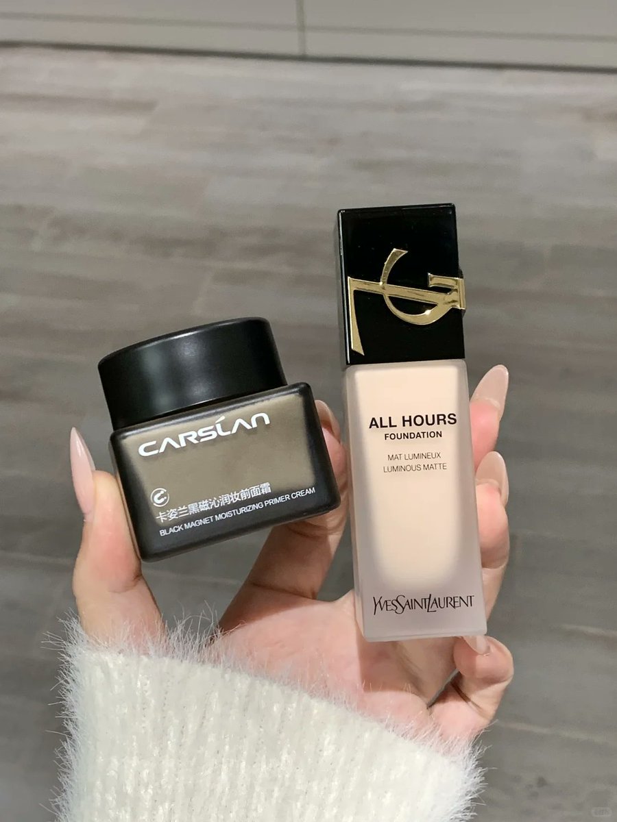 LipstickBloom's tweet image. CARSILAN Black Magnetic Primer = UNREAL 😍 Dry skin + sweat + AC = ZERO cakeiness! Natural glow all day. Game changer. Your holy grail primer? 👇

#Beauty #Primer
