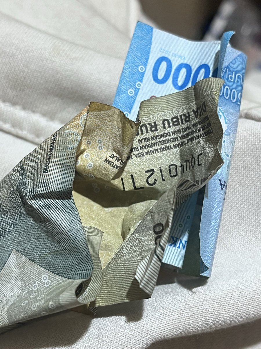 NIKMAT MANA LAGI YANG ENGKAU DUSTAKAN😭😭😭🤣🤣🤣 NEMU UANG DI JAKET SNDRI 🤣🤣🤣